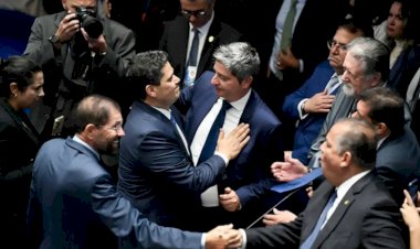 Davi Alcolumbre é Eleito Presidente do Senado pela Segunda Vez